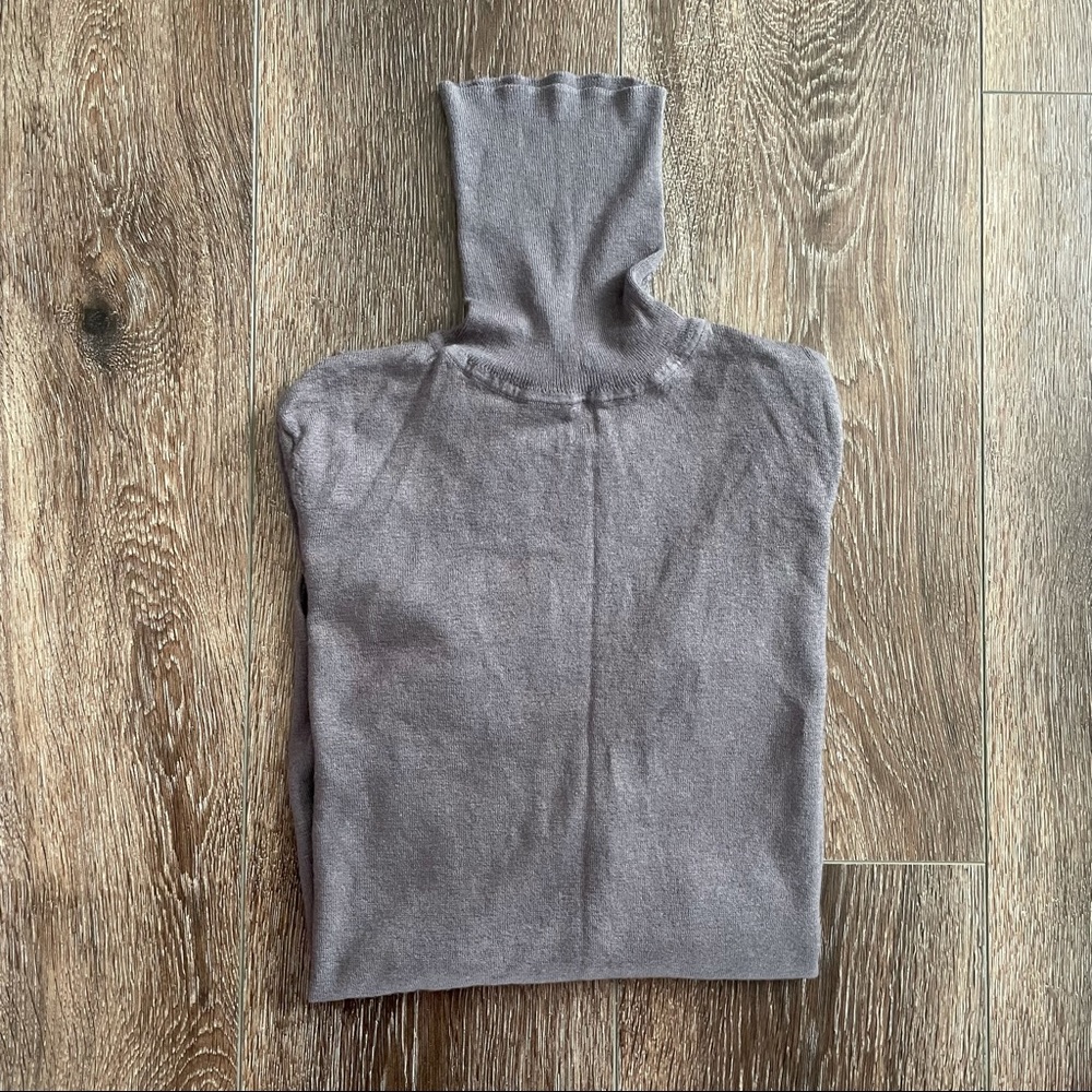 Marciano Guess Cashmere Turtleneck and FREE ITEM!! - Picture 2 of 6